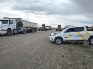 Avanza la labor de Vialidad Provincial en el Barrio Padre Olivieri de Río Gallegos