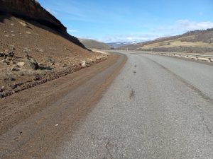 Vialidad Provincial realiza tareas de mantenimiento de la Ruta Nacional Nº 40