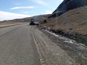 Vialidad Provincial realiza tareas de mantenimiento de la Ruta Nacional Nº 40