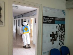 Vialidad Provincial continúa realizando la sanitización de los edificios públicos de Río Gallegos