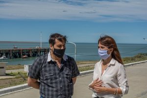 Autoridades de Producción visitaron la localidad de Puerto Santa Cruz