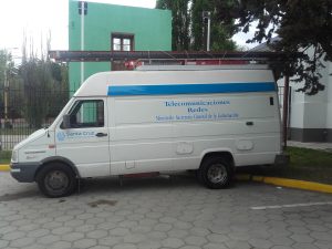 Trabajan en la red provincial de fibra óptica