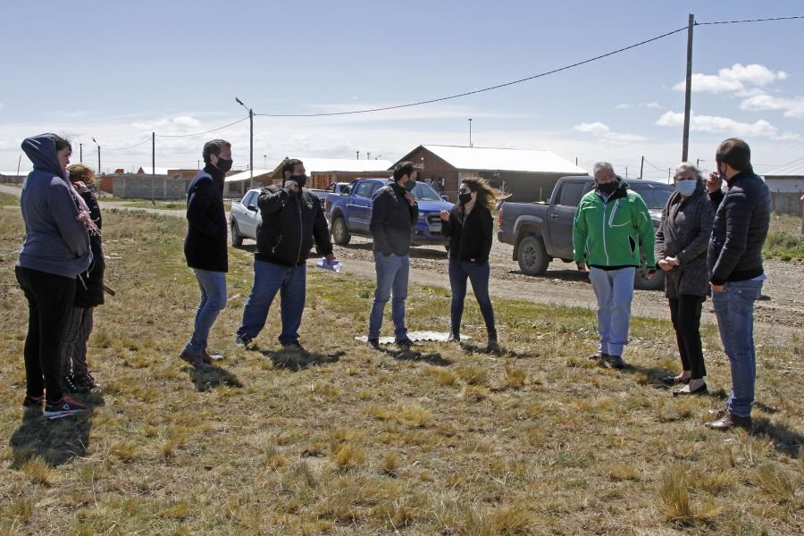 Ultiman detalles para el inicio de la obra de extensión de red de gas para el Barrio 22 de Septiembre en Río Gallegos