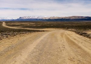 Concretan tareas de perfilado en las Rutas Provinciales Nº 81 y 35