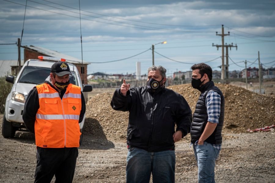 Supervisaron pruebas con el estabilizador en el Barrio San Benito de Río Gallegos