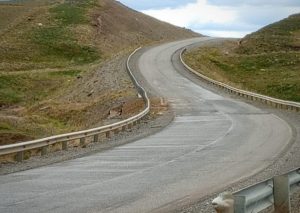 Vialidad Provincial concreta trabajos en la Ruta Nº 40