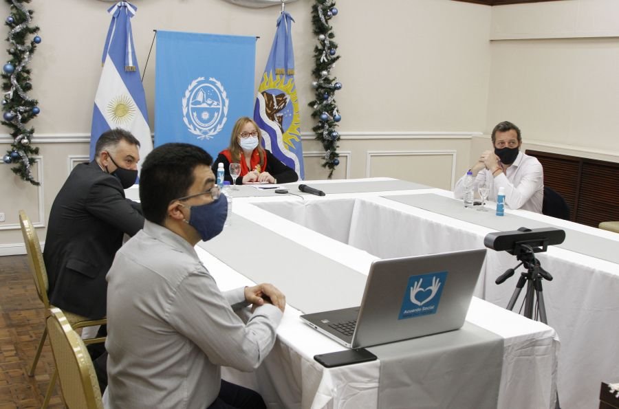 Destacan la importancia de implementar el software SARHA en las áreas del Gobierno Provincial