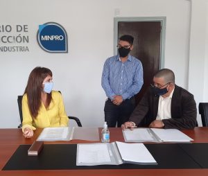 Entregaron equipamiento para el desarrollo tecnológico en la Provincia