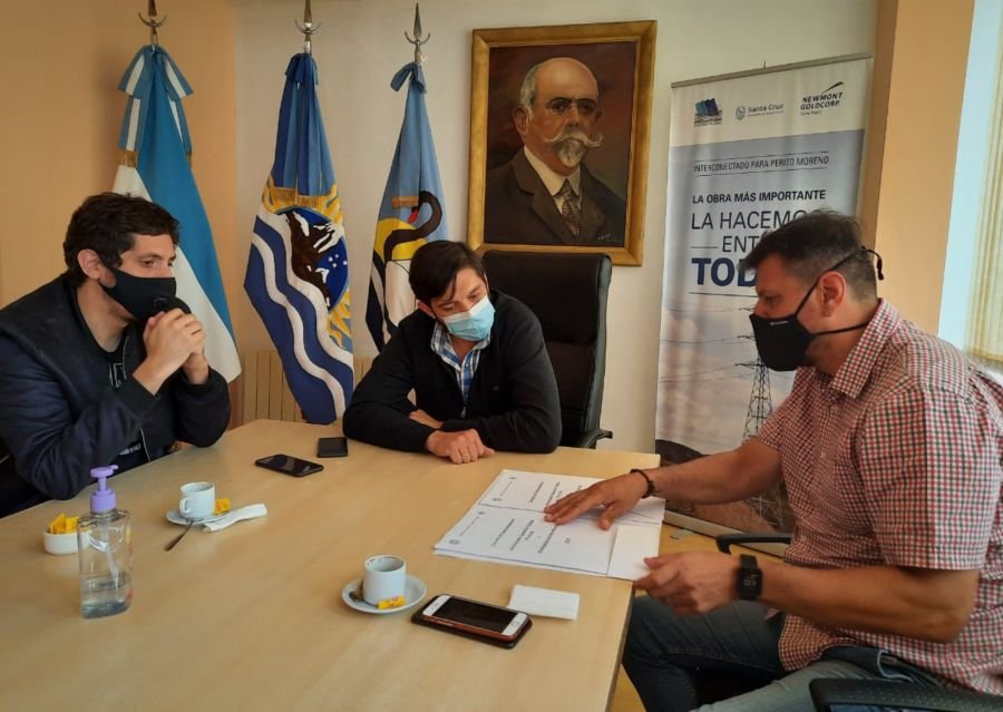 Autoridades de Vialidad Provincial se reunieron el intendente de Perito Moreno