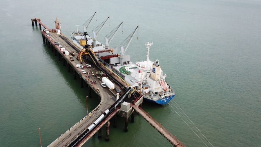 El Gobierno de Santa Cruz se reunió con el ministro Meoni