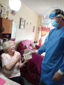 Vacunaron a adultos mayores de 80 años en Perito Moreno