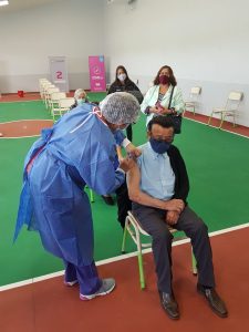 Vacunaron a adultos mayores de 80 años en Perito Moreno
