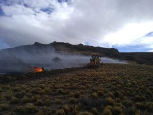 Concretaron acciones para sofocar el incendio en Estancia El Salitral