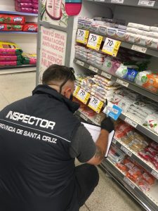 Detectaron productos vencidos en controles a supermercados