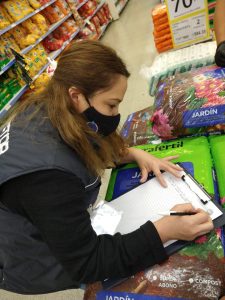 Detectaron productos vencidos en controles a supermercados