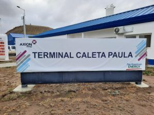 Autoridades de Producción visitaron la terminal de combustible de Axion Energy en Caleta Paula