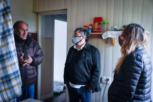Cultura inspecciona las tareas de restauración de la casa histórica del Aeroclub de Río Gallegos