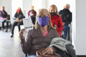 Santa Cruz es la segunda provincia que vacunó más adultxs mayores de 60 años