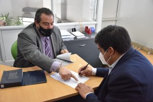 Donaron ambulancia para la localidad de Gobernador Gregores