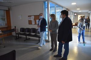Garcia recorrió el Hospital Samic y la Unidad Comunitaria de Salud Familiar Formenti