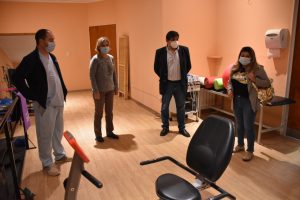 Garcia recorrió el Hospital Samic y la Unidad Comunitaria de Salud Familiar Formenti