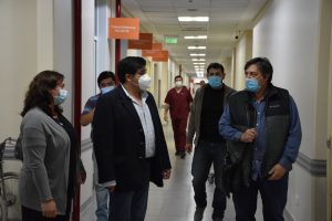 Garcia recorrió el Hospital Samic y la Unidad Comunitaria de Salud Familiar Formenti