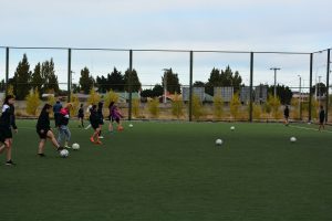 Las futbolistas santacruceñas se preparan para los Juegos de la Araucanía