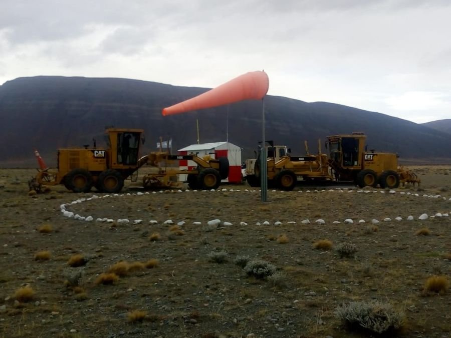 Vialidad Provincial lleva a cabo tareas en la pista del Aeroclub de El Chaltén