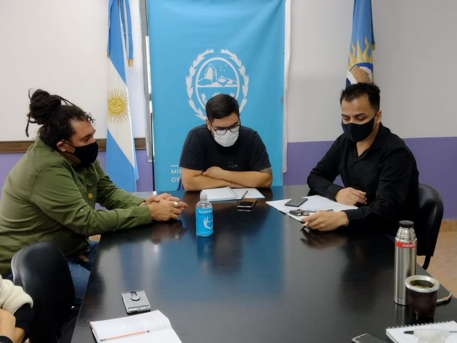 Mesa de trabajo sobre los efectos de consumos problemáticos en el marco de la pandemia