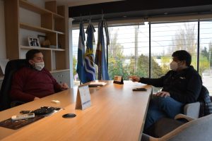 El equipo de vacunadores itinerantes se hizo presente en Gobernador Gregores