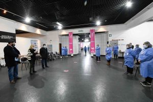 García: “Superamos ampliamente las cien mil dosis aplicadas en Santa Cruz”
