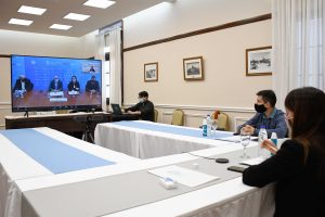 Santa Cruz participó en una reunión de trabajo con el Ministro de Transporte de la Nación