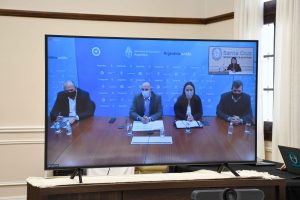 Santa Cruz participó en una reunión de trabajo con el Ministro de Transporte de la Nación