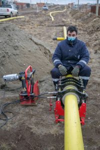 Concretan los trabajos finales en la obra de extensión de la red de gas del Bº 22 de Septiembre de Río Gallegos