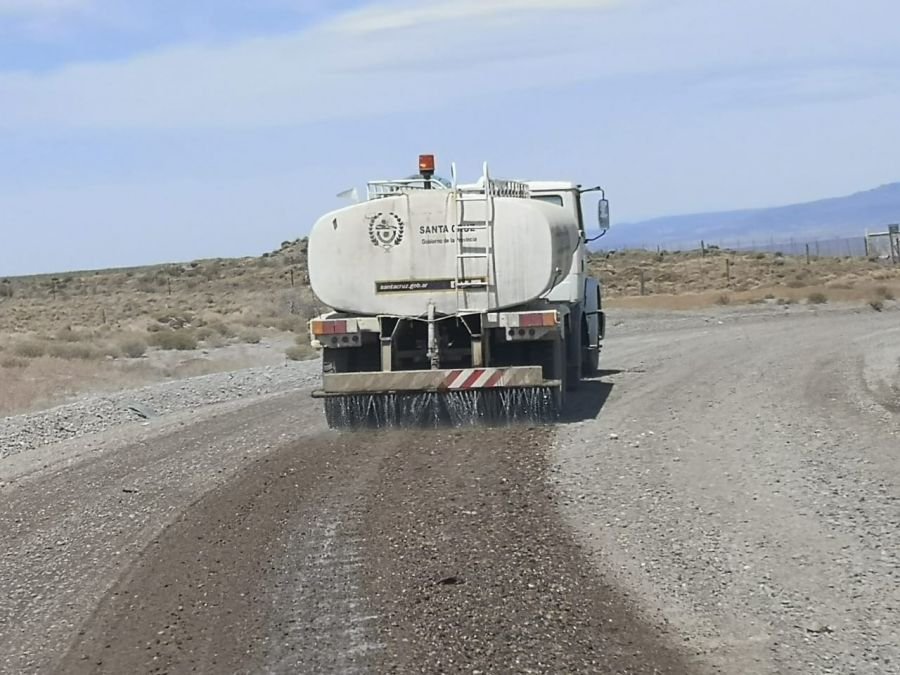 Realizan tareas de mantenimiento sobre la Ruta Provincial N° 18