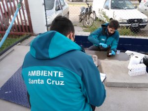 Ambiente fiscalizó muestreo de efluentes en plantas pesqueras de Puerto Deseado