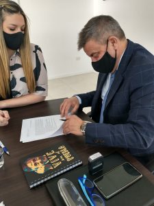 El Gobierno de Santa Cruz concretó mesa de trabajo con Newmont – Cerro Negro y AOMA