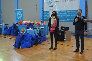 Entrega de material deportivo para las Escuelas Deportivas Argentinas