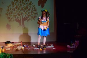 #CicloATodoTeatro: Ayer se presentó la obra "Los verdemanitos de Verdeman en el Complejo Cultural Santa Cruz