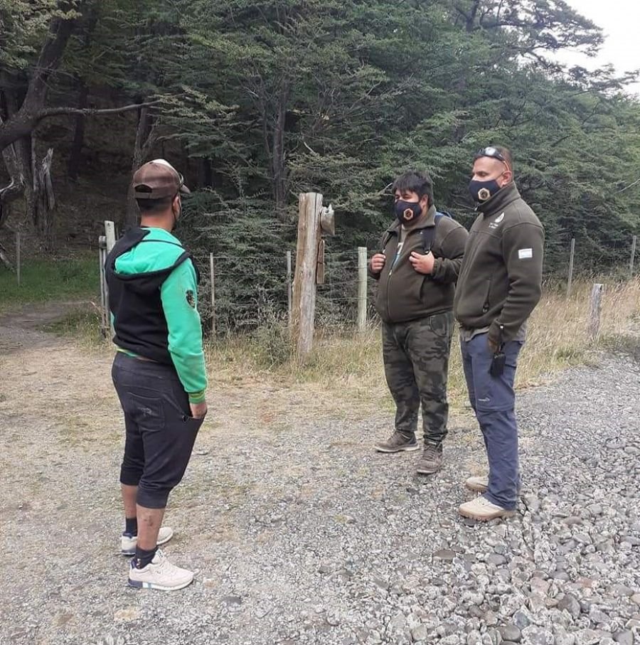 Concretaron jornada de capacitación sobre controles de pesca deportiva en El Chaltén