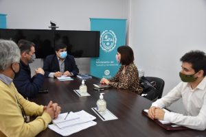 Acordaron continuar con las tareas preventivas y de control en el ingreso a Santa Cruz