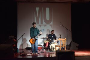 La banda "Exóticos Dodos" se presentó en el #CicloMUSAC