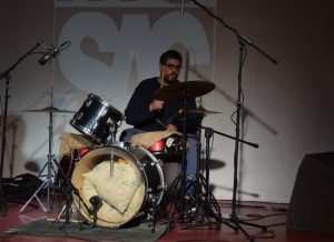 La banda "Exóticos Dodos" se presentó en el #CicloMUSAC