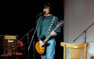 La banda "Exóticos Dodos" se presentó en el #CicloMUSAC