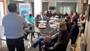 El Gobierno Provincial se reunió con municipios y empresarios del Transporte Turístico