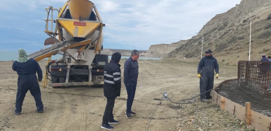 Concretaron recorrida por obras en la localidad de Puerto Santa Cruz