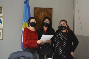 Desarrollo Social entregó matrícula habilitante a cooperativa santacruceña