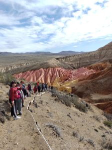 Jubilados y jubiladas de Perito Moreno disfrutaron de excursión organizada por la Caja de Previsión Social