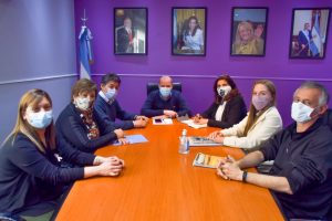 Autoridades de Desarrollo Social concretaron agenda de trabajo en Piedra Buena y Puerto Santa Cruz