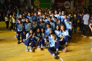 Los equipos de fútbol y básquet se preparan para competir en Chubut